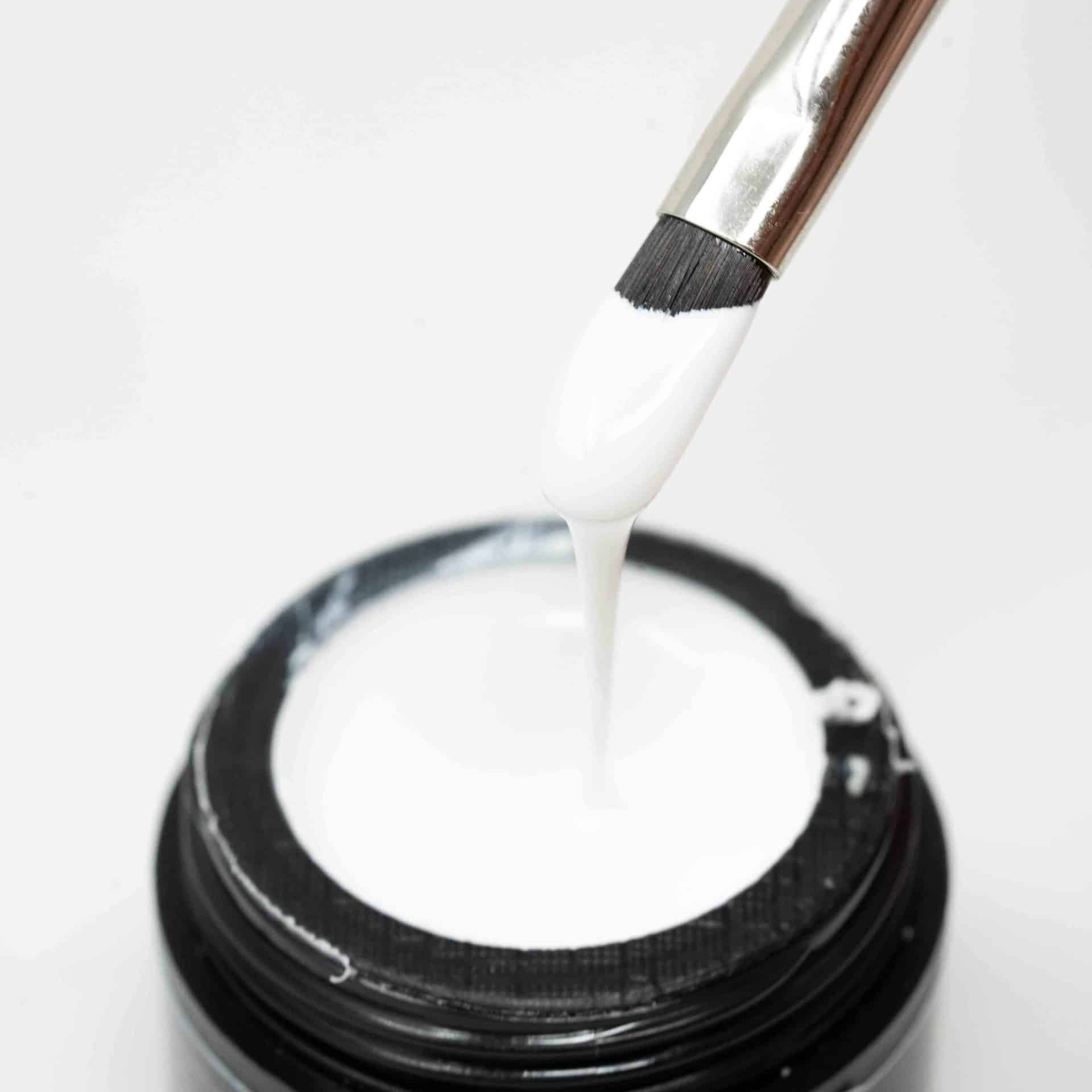 French-white-gel-Beauty-Academy-Gimar