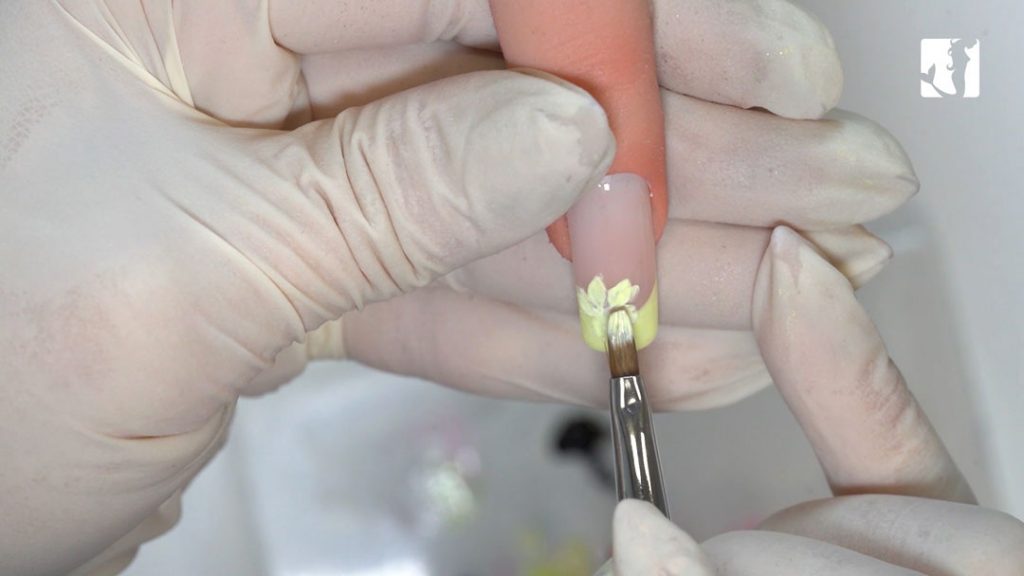 Corso-fiori-nail-art-gimar-Beauty-Academy